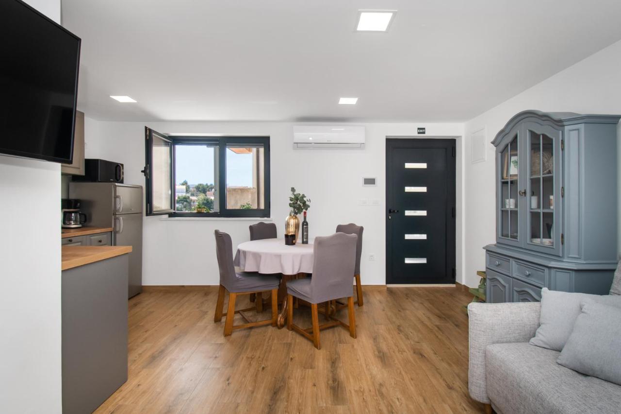 Apartmani Monika Žaborić Kültér fotó